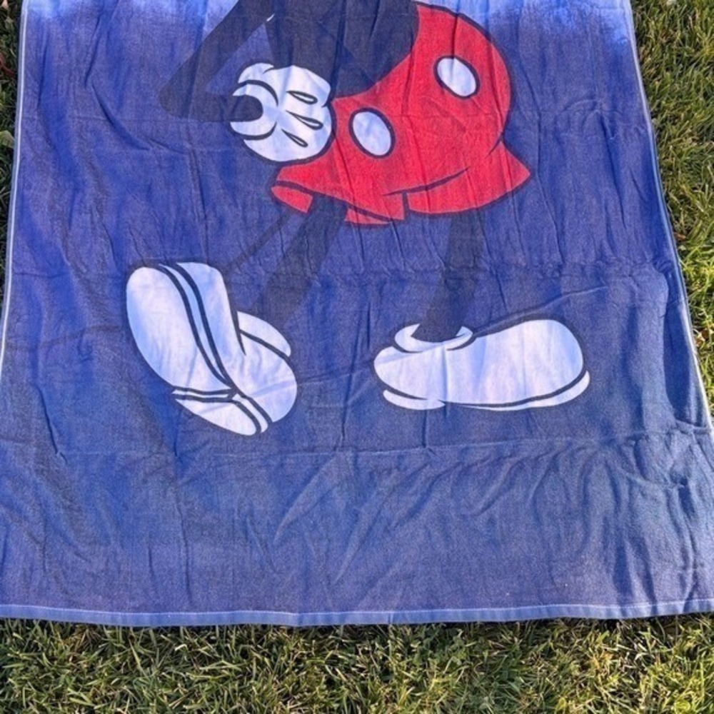 Disney Mickey Mouse Beach Towel America July 4th Summer Oversized 36" x 72" NEW - Picture 7 of 13